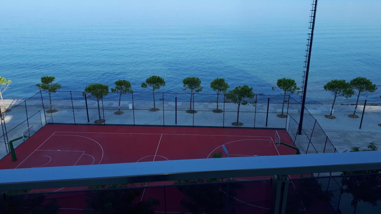 Asta Apartments Free Private Parking Vlorë 外观 照片