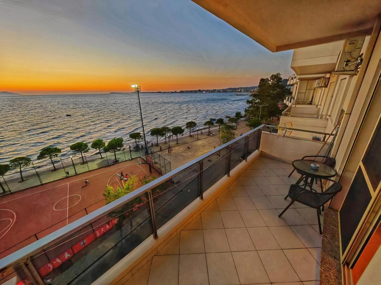 Asta Apartments Free Private Parking Vlorë 外观 照片